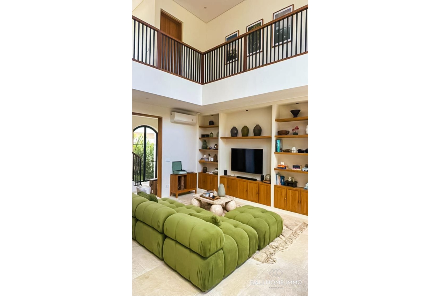 Vila Elegan 2 Kamar Tidur dengan Sauna Pribadi Dijual di Bingin view 4