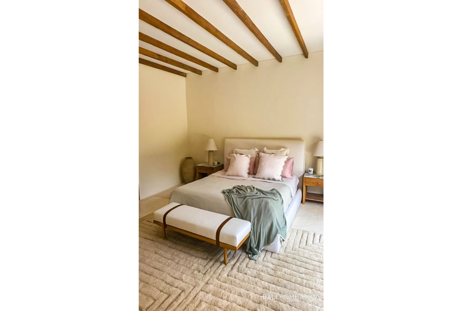 Vila Elegan 2 Kamar Tidur dengan Sauna Pribadi Dijual di Bingin view 6