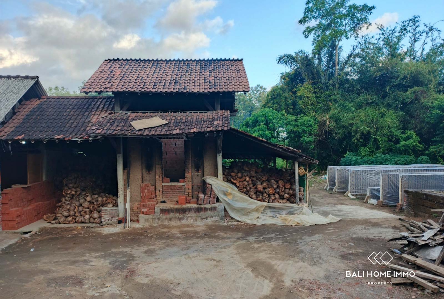 Residential Side 1050 m² Land for Leasehold Sale in Tabanan Bali view 6