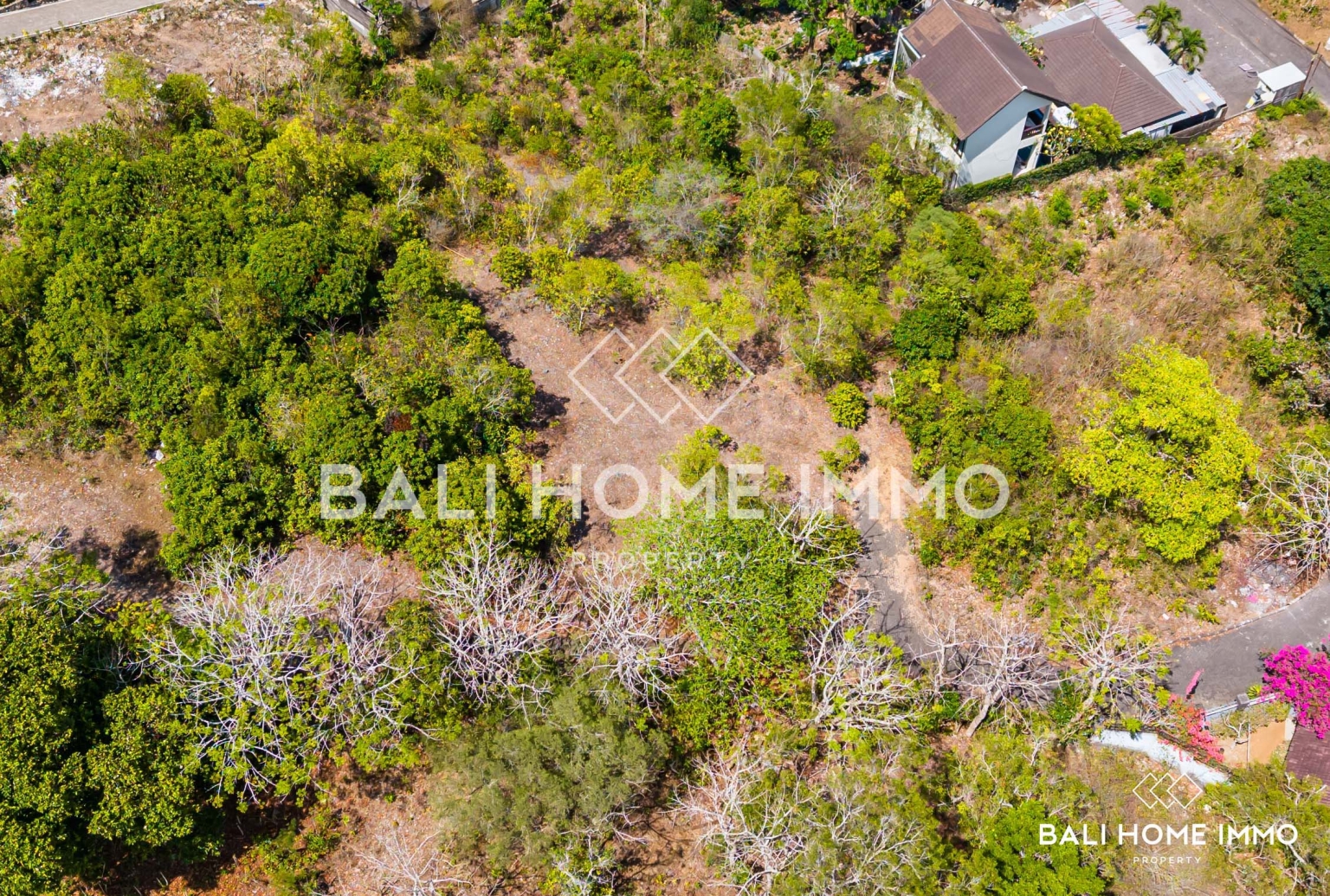 Residential Zoning Land for Sale Freehold with Ocean View in Pecatu view 2