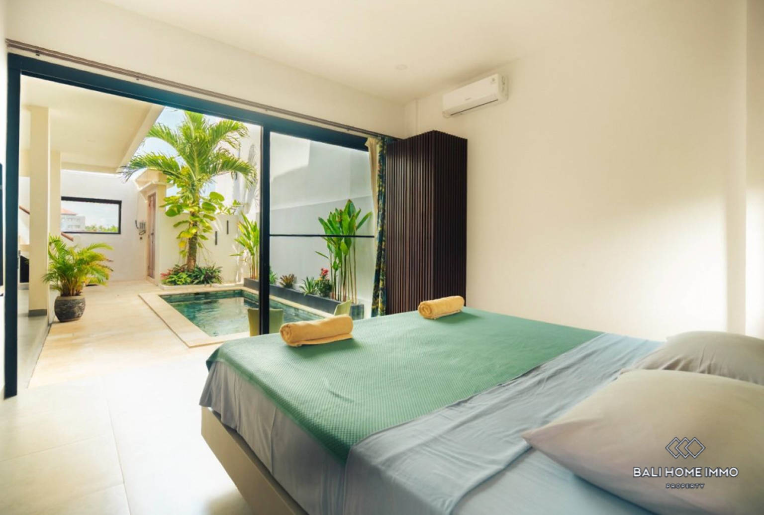 Ricefield View 2 Bedroom Villa for Yearly Rental in Bali Tumbak Bayuh view 9