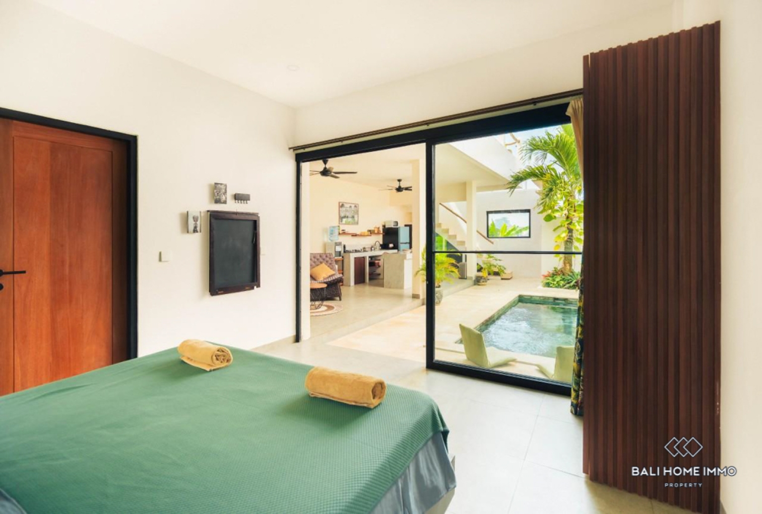 Ricefield View 2 Bedroom Villa for Yearly Rental in Bali Tumbak Bayuh view 8