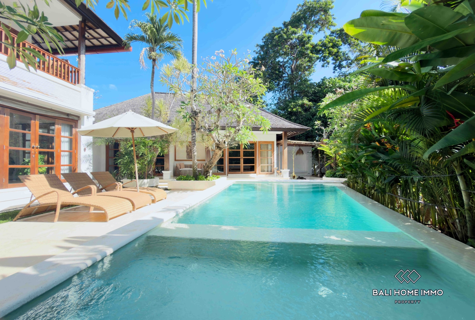 Villa de 3 chambres avec vue sur les rizières à louer à Bali Canggu Batu Bolong view 30