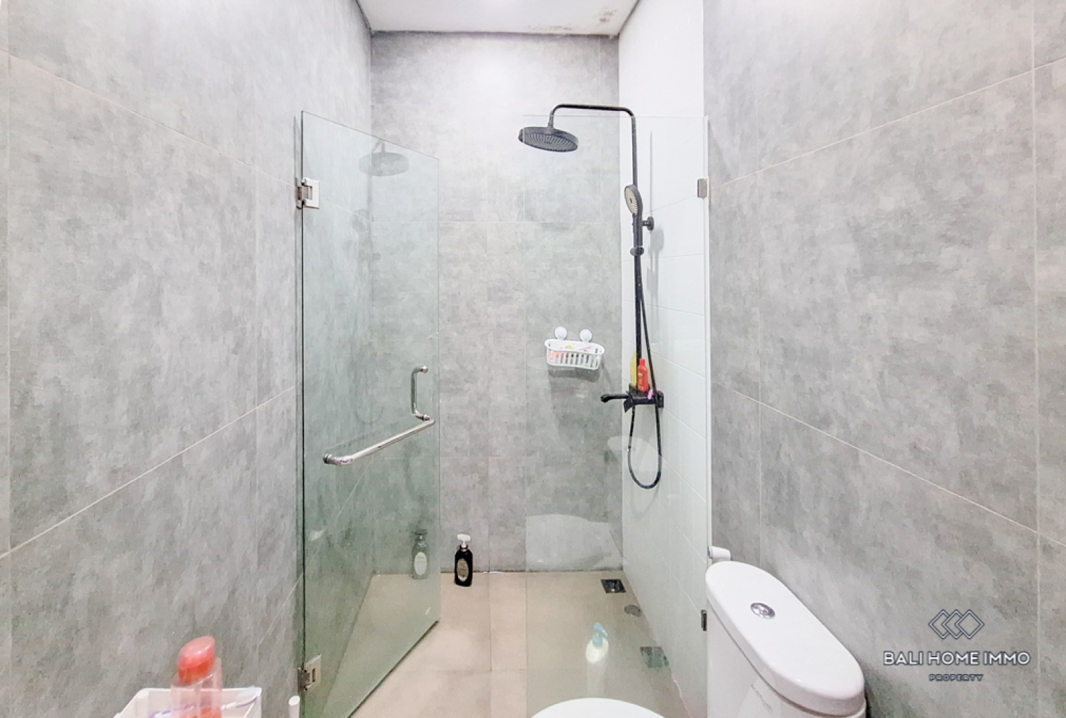 Ricefield View 5 Bedroom Villa for Sale in Bali Cemagi-Seseh Residential Side view 13