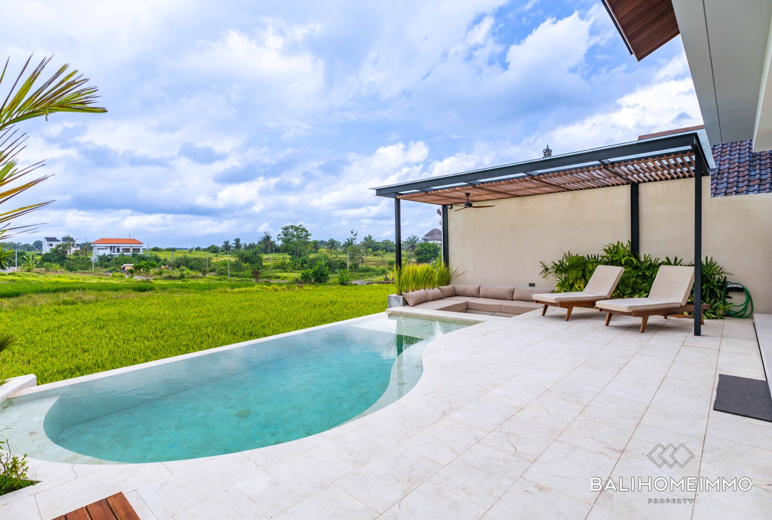 Villa moderne de 2 chambres avec vue sur Ricefield à vendre à Bali Kedungu view 22