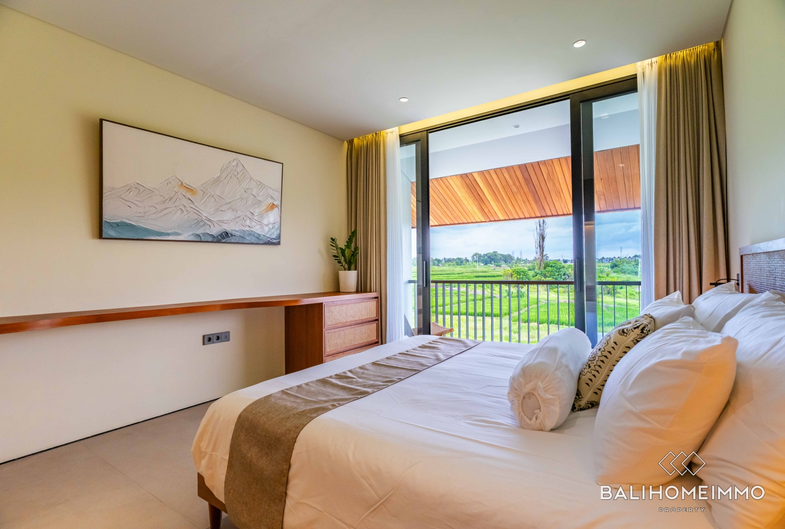 Villa moderne de 2 chambres avec vue sur Ricefield à vendre à Bali Kedungu view 12
