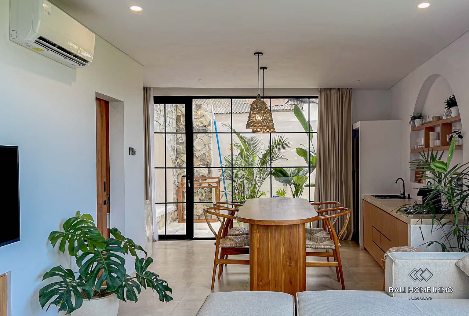 Ricefields view 2 Bedrooms villa for sale and rent in Bali, Near Cemagi & Seseh Beach view 5