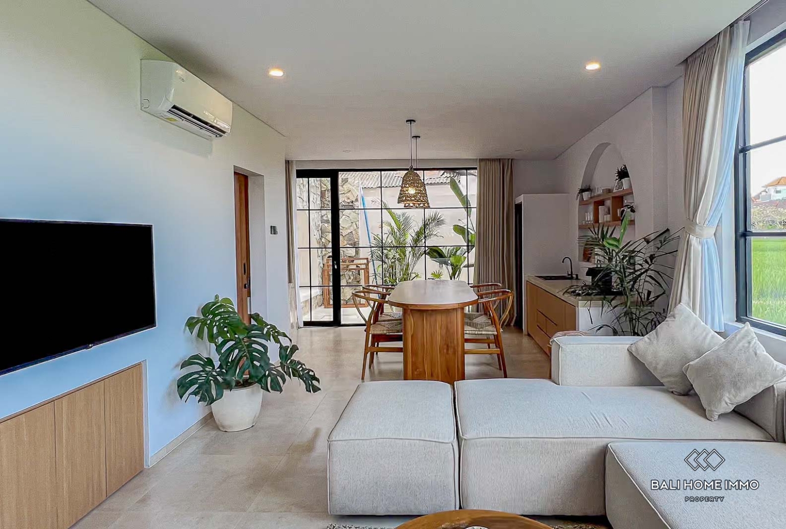 Ricefields view 2 Bedrooms villa for sale and rent in Bali, Near Cemagi & Seseh Beach view 4