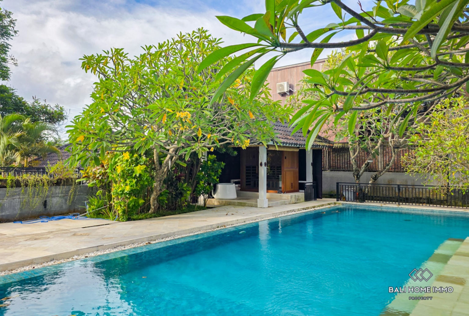 Villa 7 Kamar berpemandangan Sungai dan Sawah untuk Dijual dan Disewa di Bali Berawa view 24