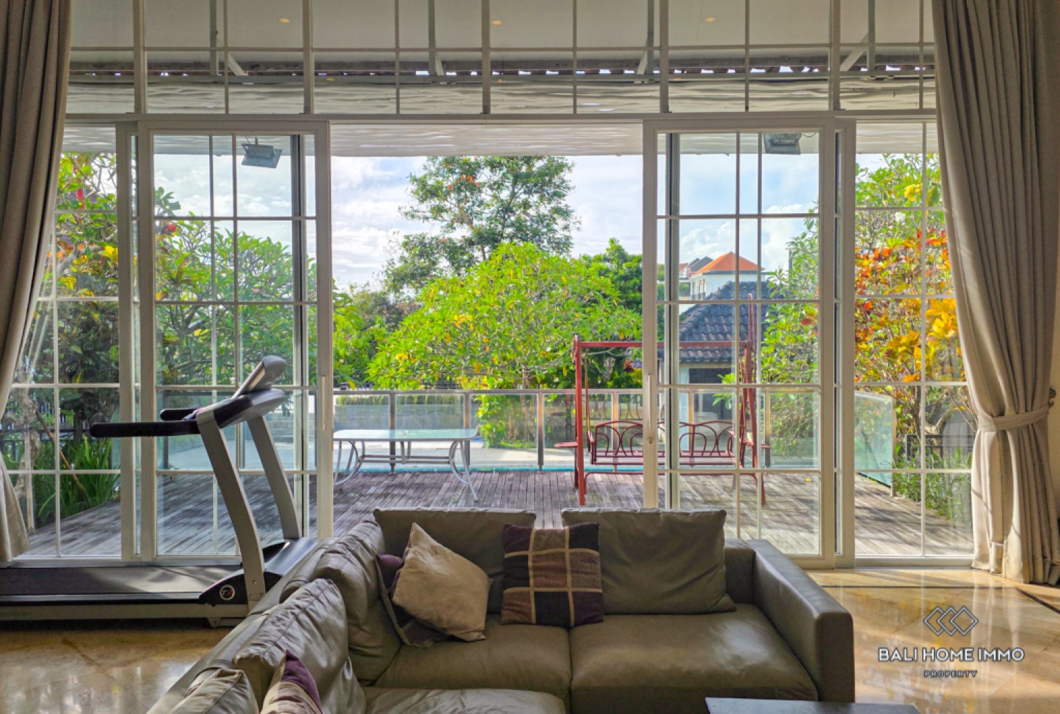 Villa 7 Kamar berpemandangan Sungai dan Sawah untuk Dijual dan Disewa di Bali Berawa view 16