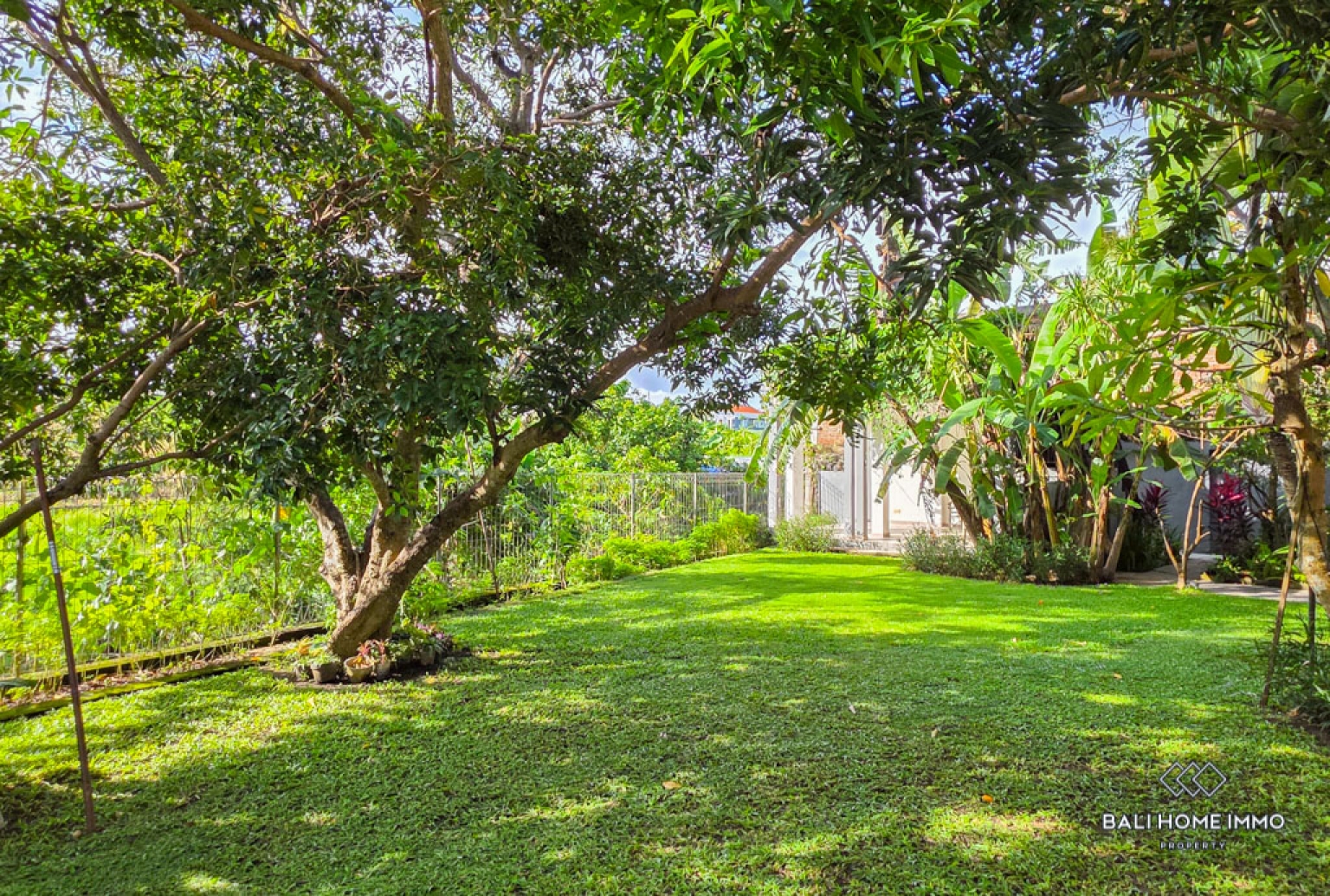 Villa 7 Kamar berpemandangan Sungai dan Sawah untuk Dijual dan Disewa di Bali Berawa view 20
