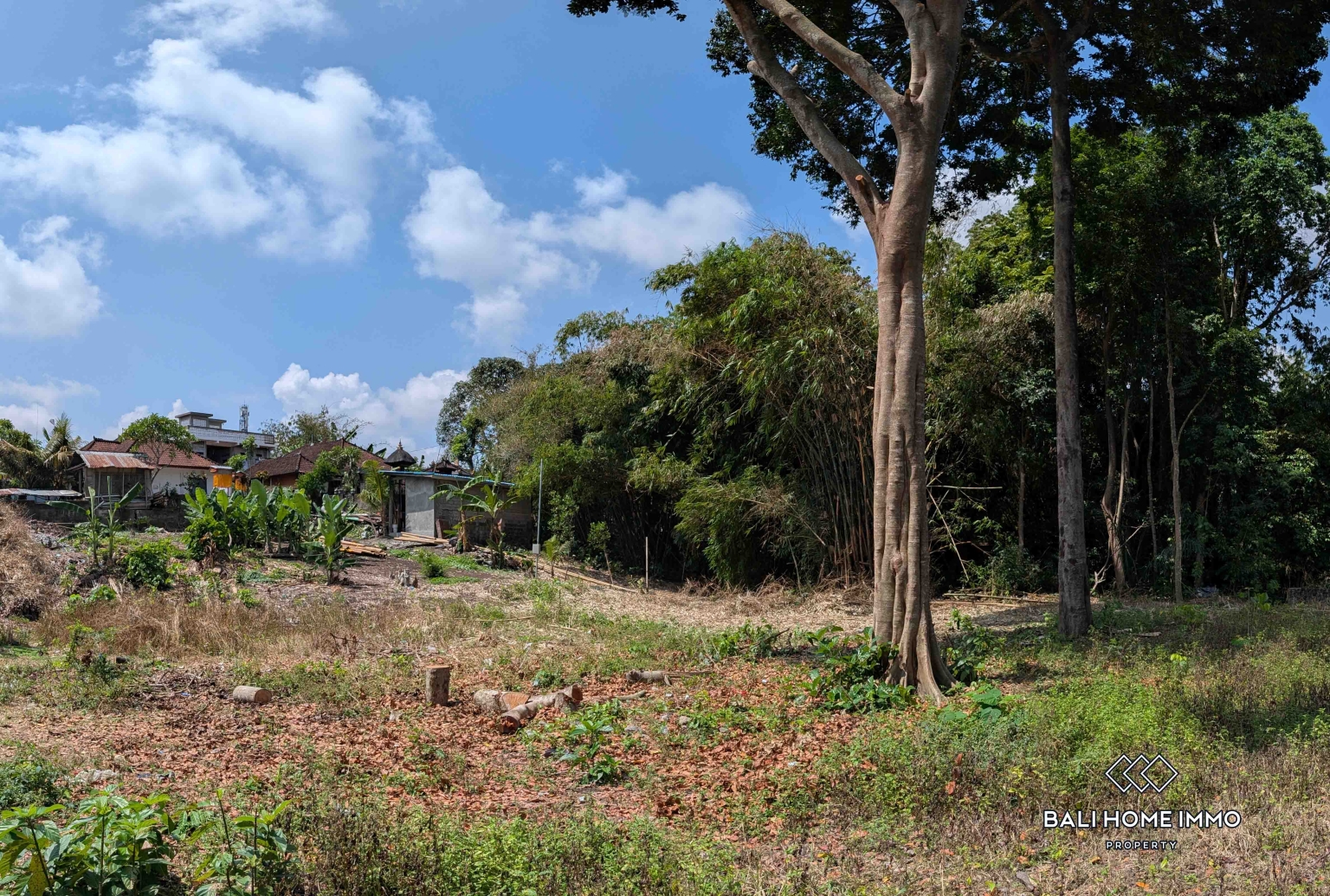 Tanah tepi sungai dijual hak guna usaha di kawasan perumahan Canggu Bali view 3