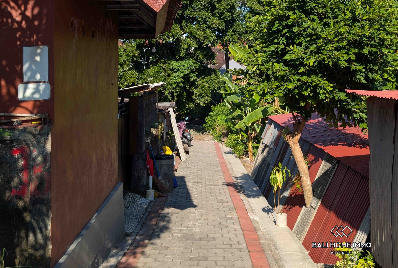 Tanah tepi sungai dijual hak guna usaha di kawasan perumahan Canggu Bali view 5