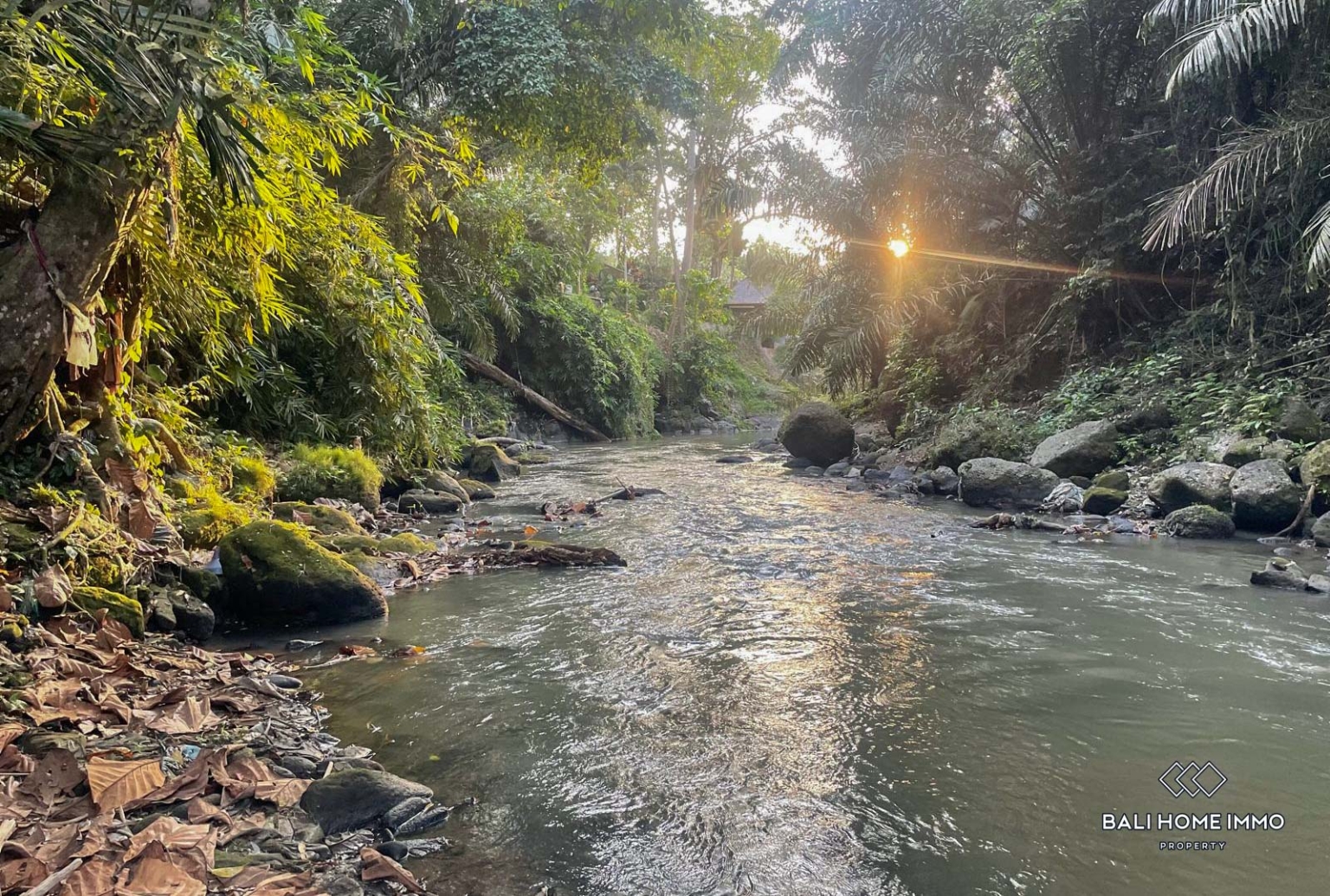 Riverside land in residential area for sale leasehold in Bali Near Canggu residential side view 6