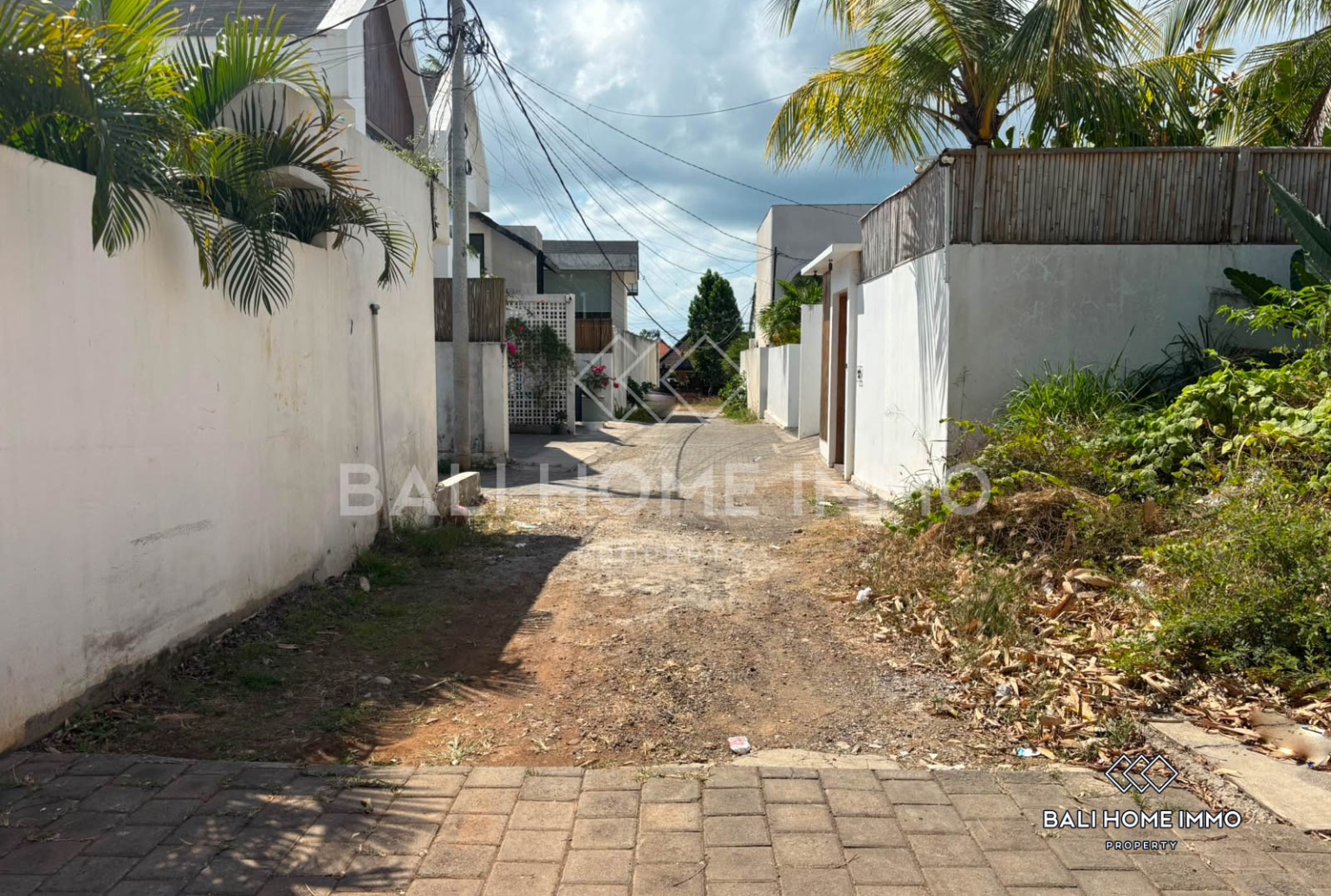 Small Plot Touristic Land for Sale Leasehold in Bingin view 5