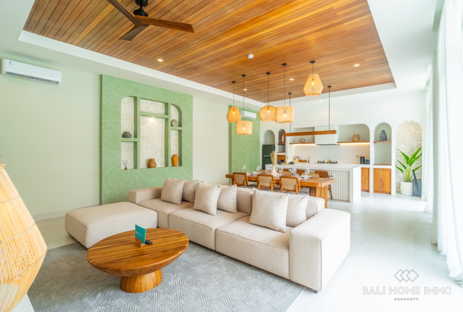 SOPHISTICATED 2 BEDROOM VILLA FOR SALE LEASEHOLD IN BINGIN view 4