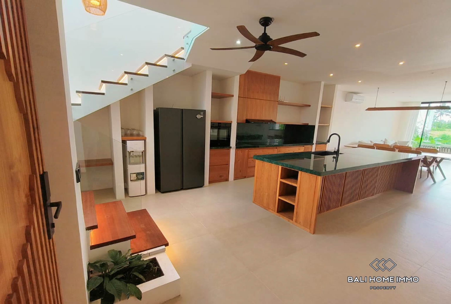 Luxe 3 bedroom Villa with Rice Field View for sale in Ubud view 3