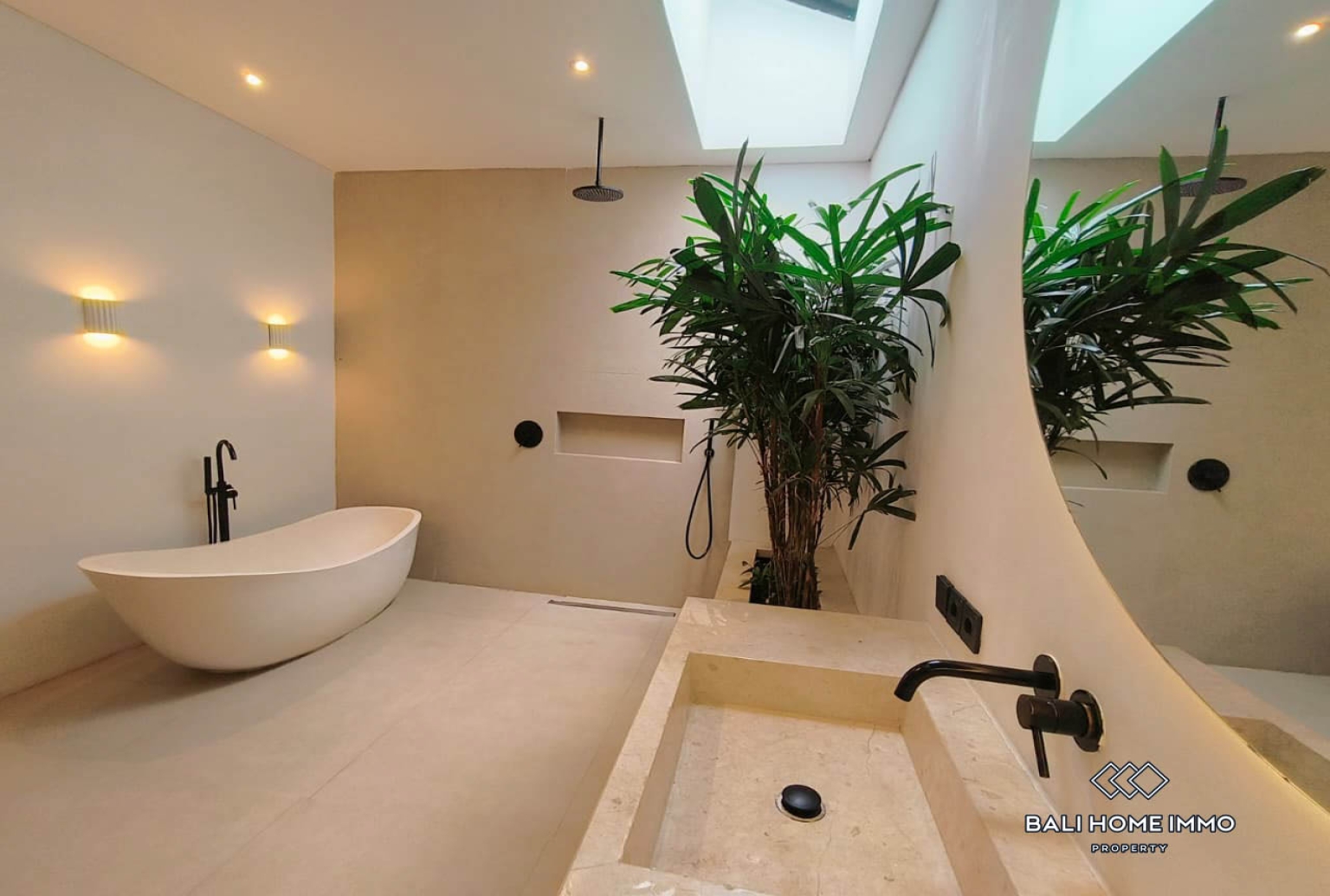Luxe 3 bedroom Villa with Rice Field View for sale in Ubud view 16