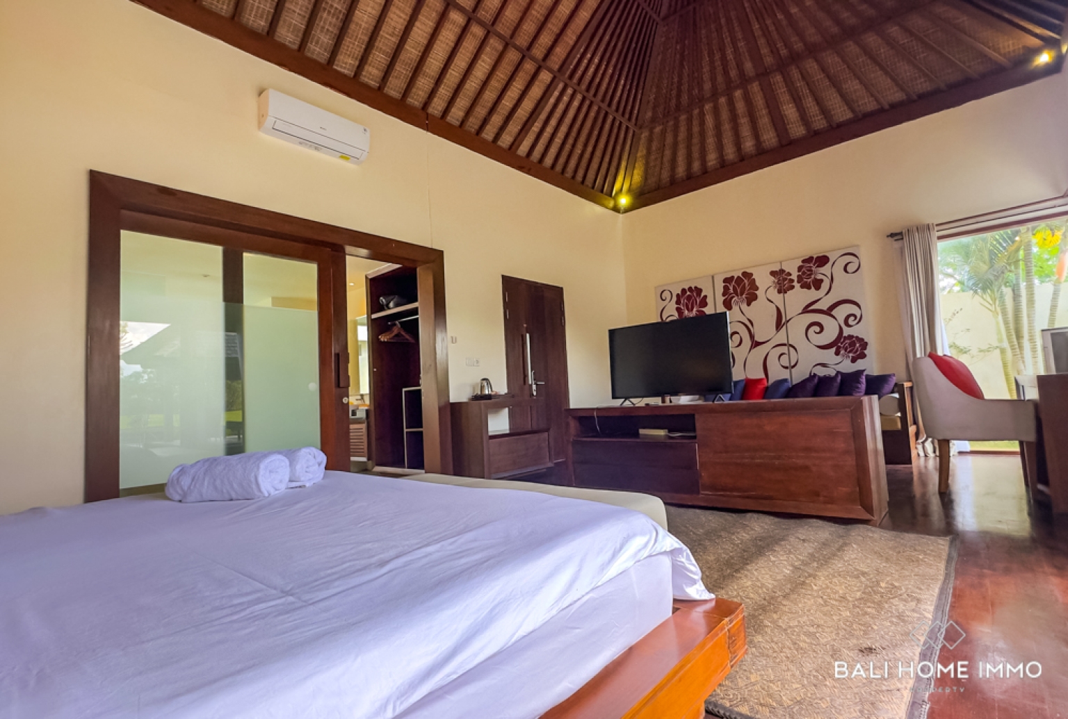 SPACIOUS 1 BEDROOM VILLA WITH GOLF COURSE VIEW FOR RENT IN BINGIN view 8