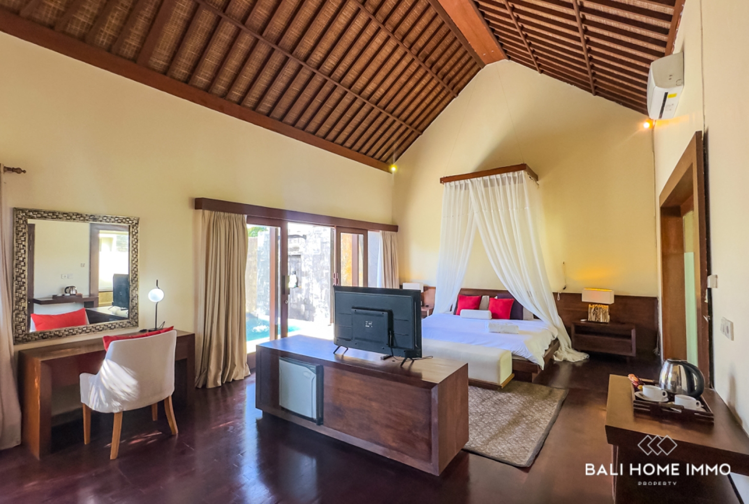 SPACIOUS 1 BEDROOM VILLA WITH GOLF COURSE VIEW FOR RENT IN BINGIN view 6