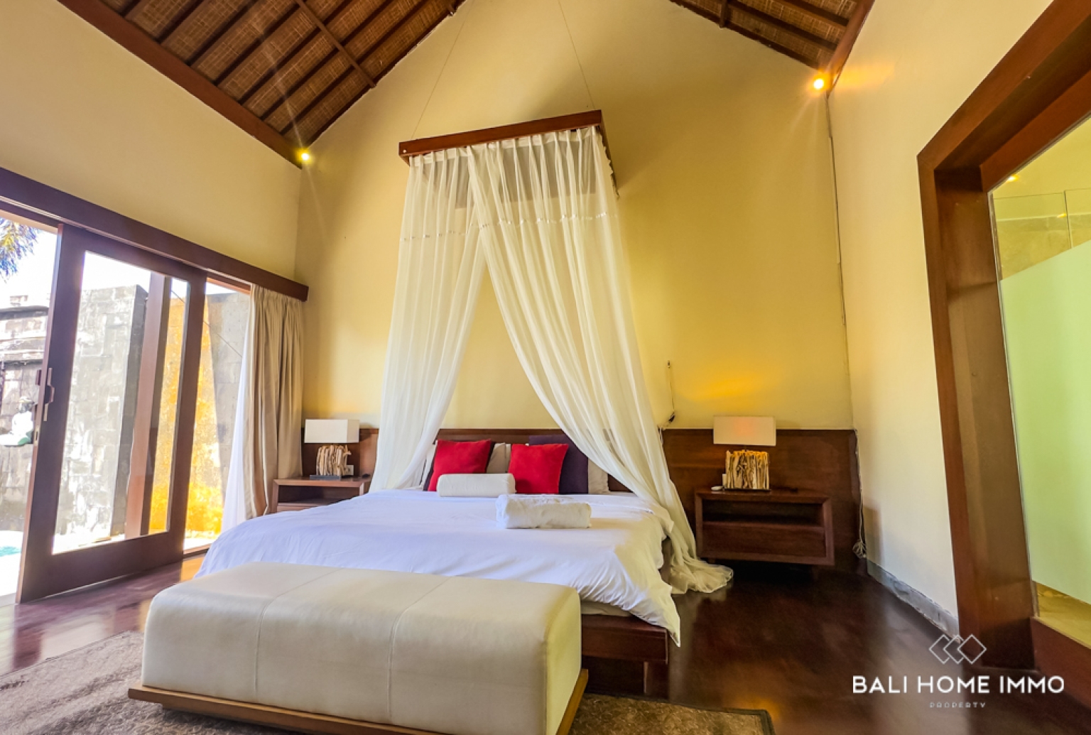 SPACIOUS 1 BEDROOM VILLA WITH GOLF COURSE VIEW FOR RENT IN BINGIN view 7