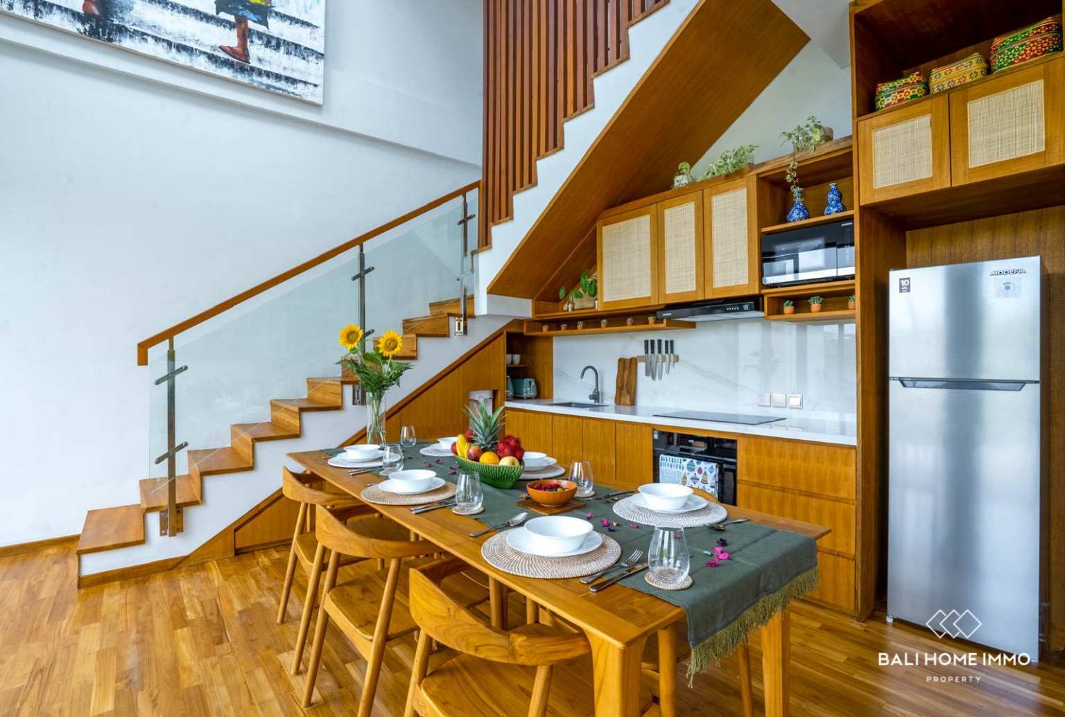 Spacious 3-Bedroom Rice Field View Villa for Rent and Sale in Pererenan view 4