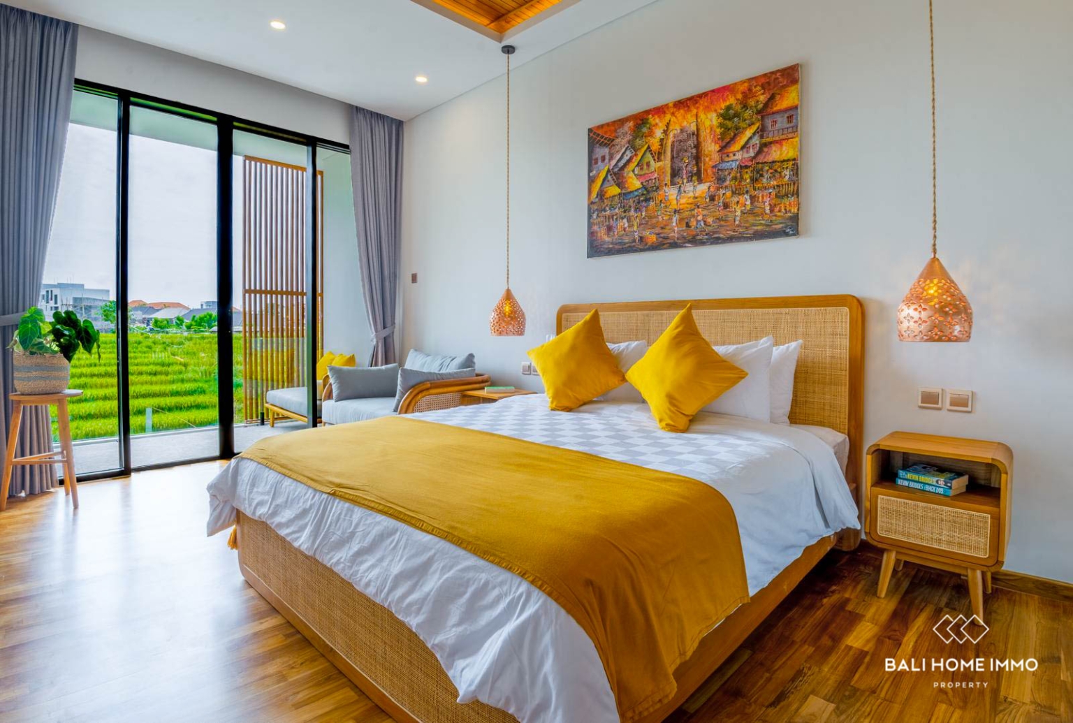 Spacious 3-Bedroom Rice Field View Villa for Rent and Sale in Pererenan view 5