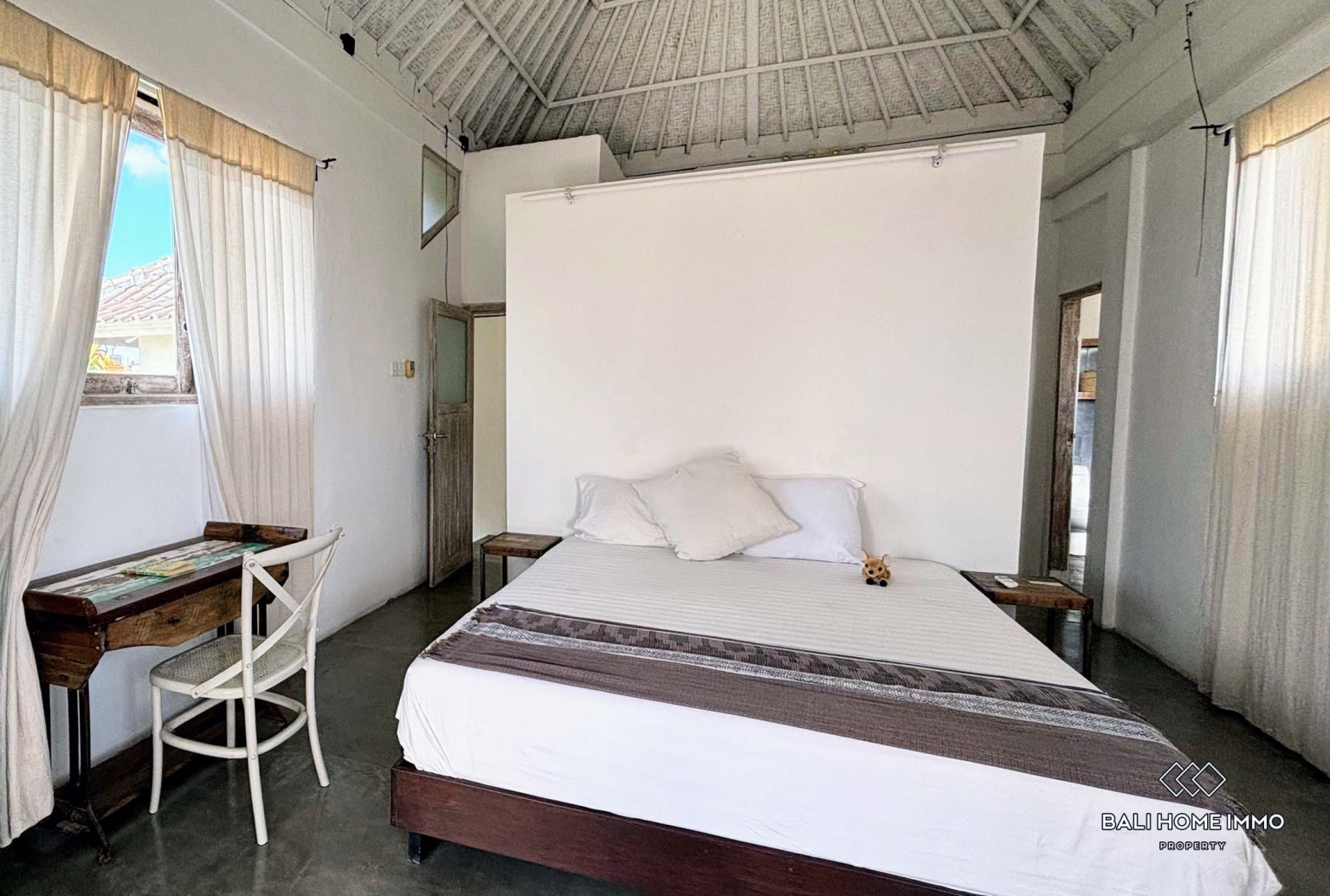 Spacious 3 Bedrooms villa for yearly rental in Bali Canggu Echo beach view 7