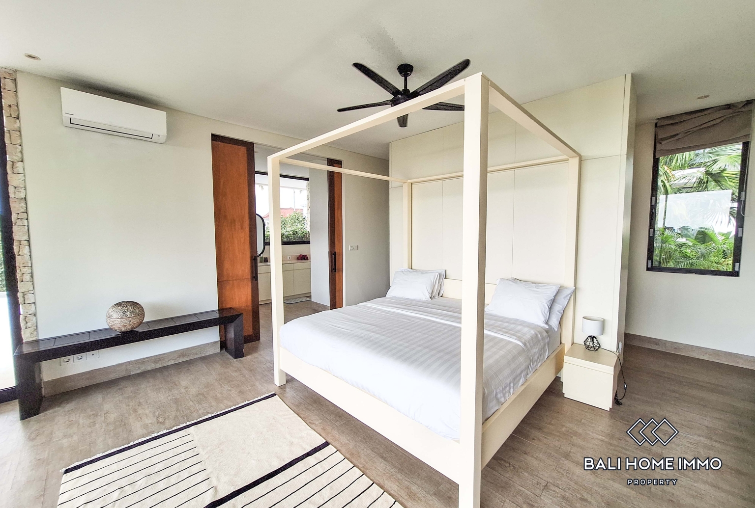 Spacious 4 Bedroom Family Villa for Sale and Rent in Canggu Residential Side view 13