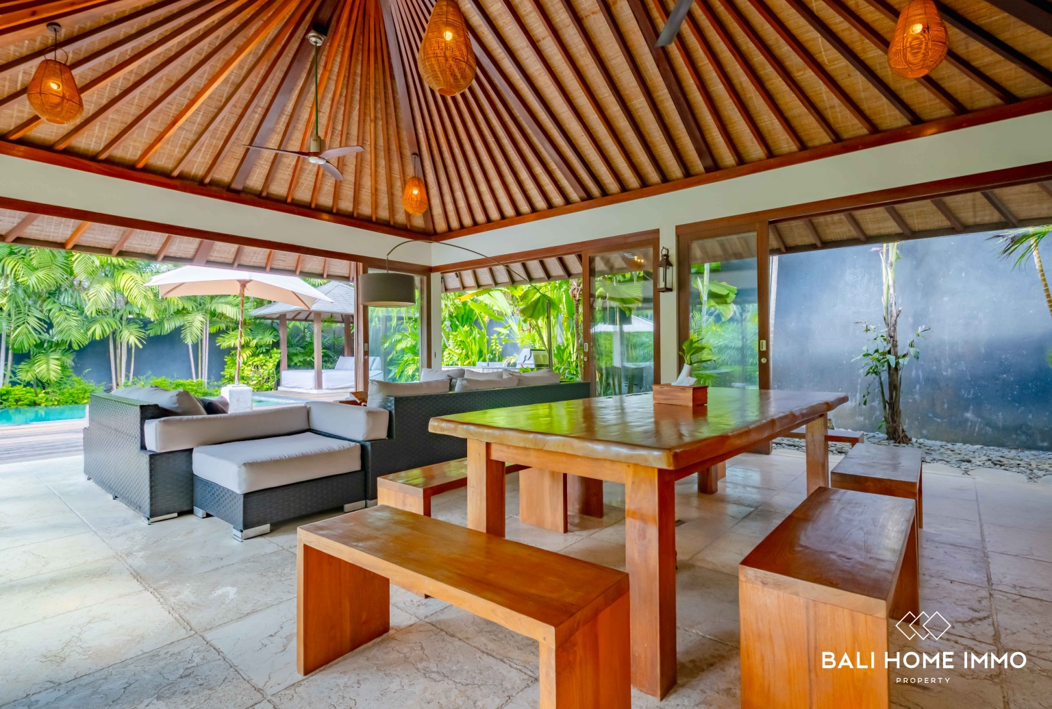 Spacious 4 Bedroom Tropical Estate For sale and rent Within Walking Distance to Jimbaran Beach view 7