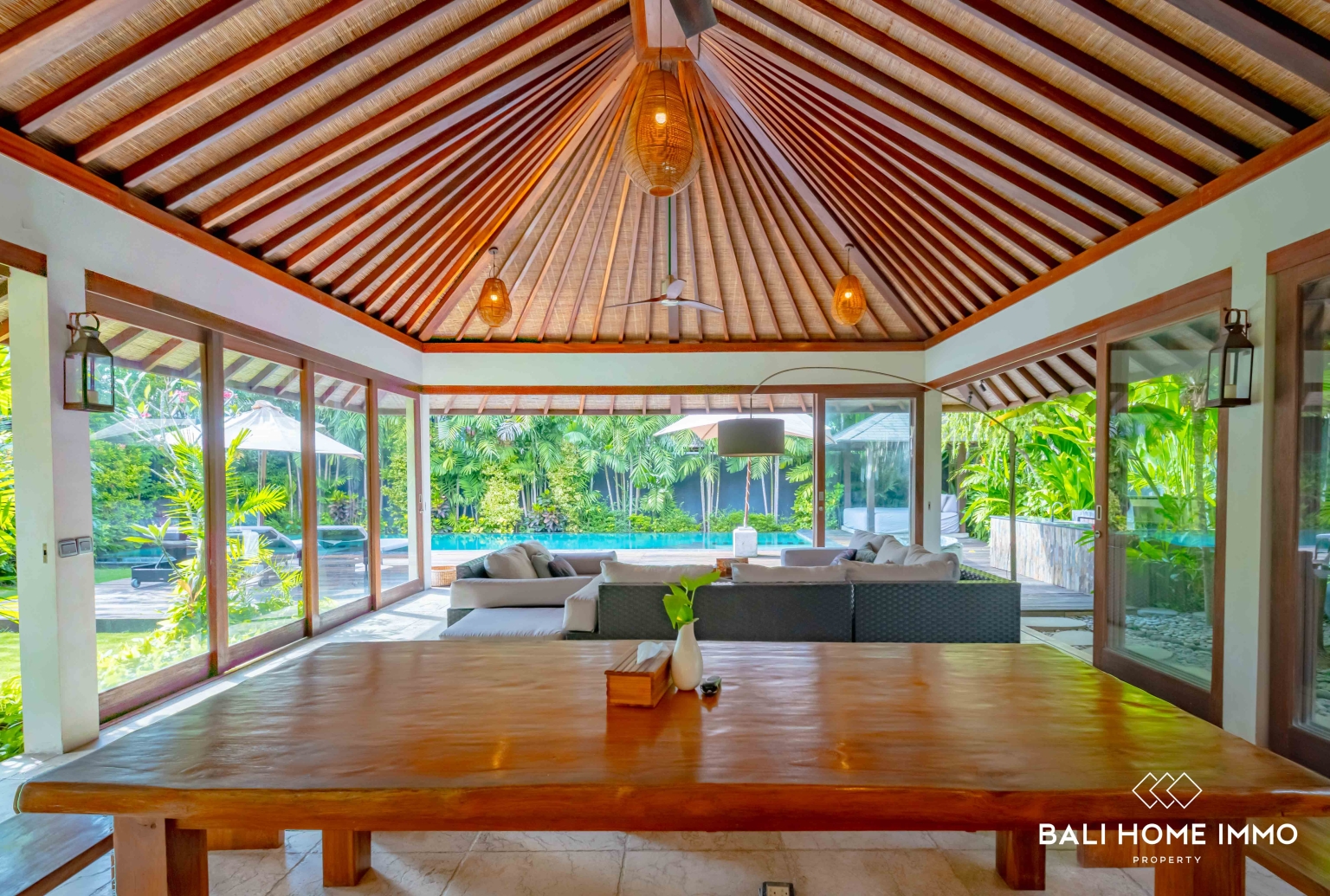 Spacious 4 Bedroom Tropical Estate For sale and rent Within Walking Distance to Jimbaran Beach view 8