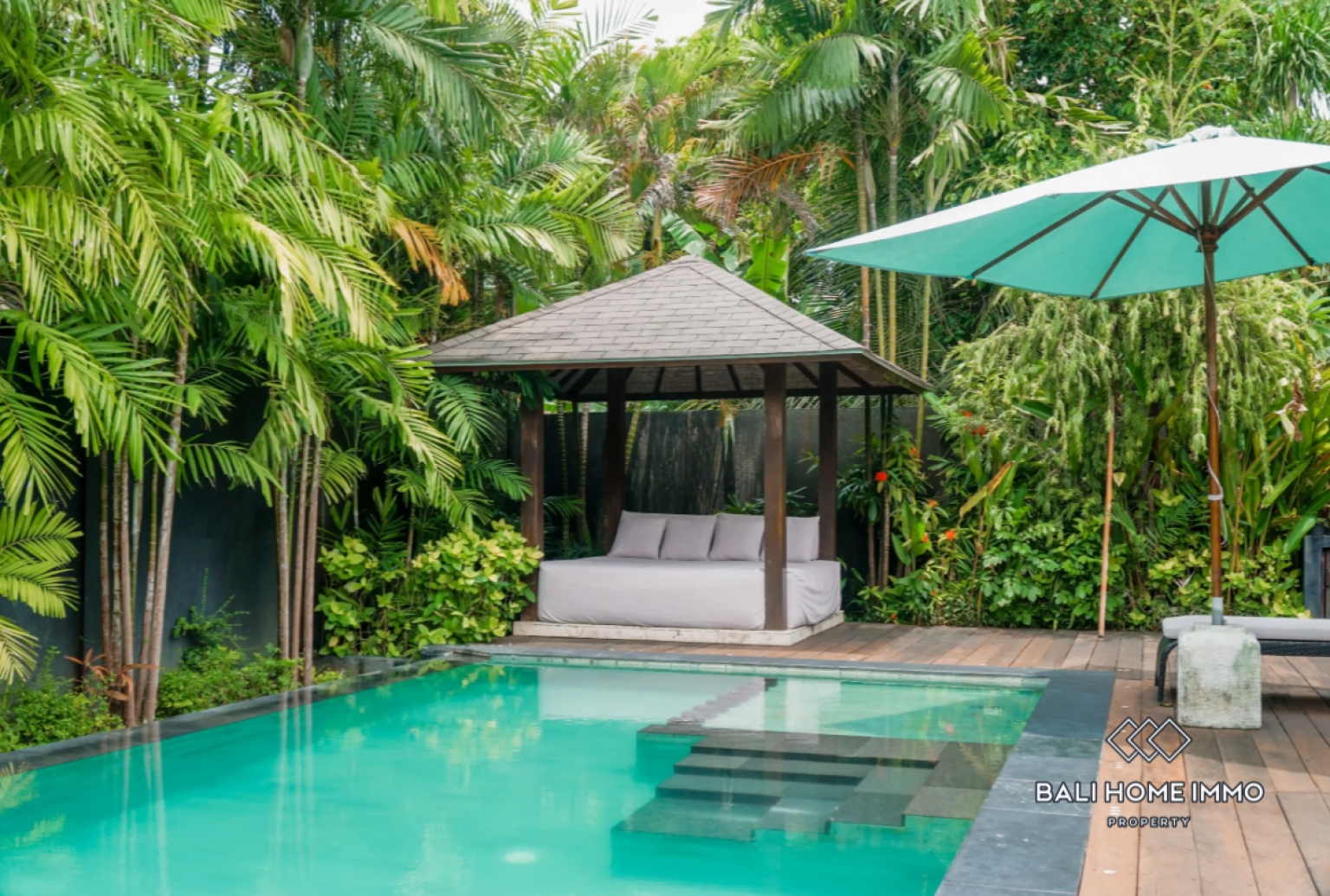 Spacieuse propriété tropicale de 4 chambres à vendre à quelques pas de la plage de Jimbaran view 30