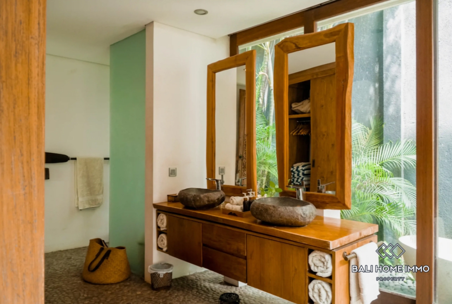 Spacieuse propriété tropicale de 4 chambres à vendre à quelques pas de la plage de Jimbaran view 23
