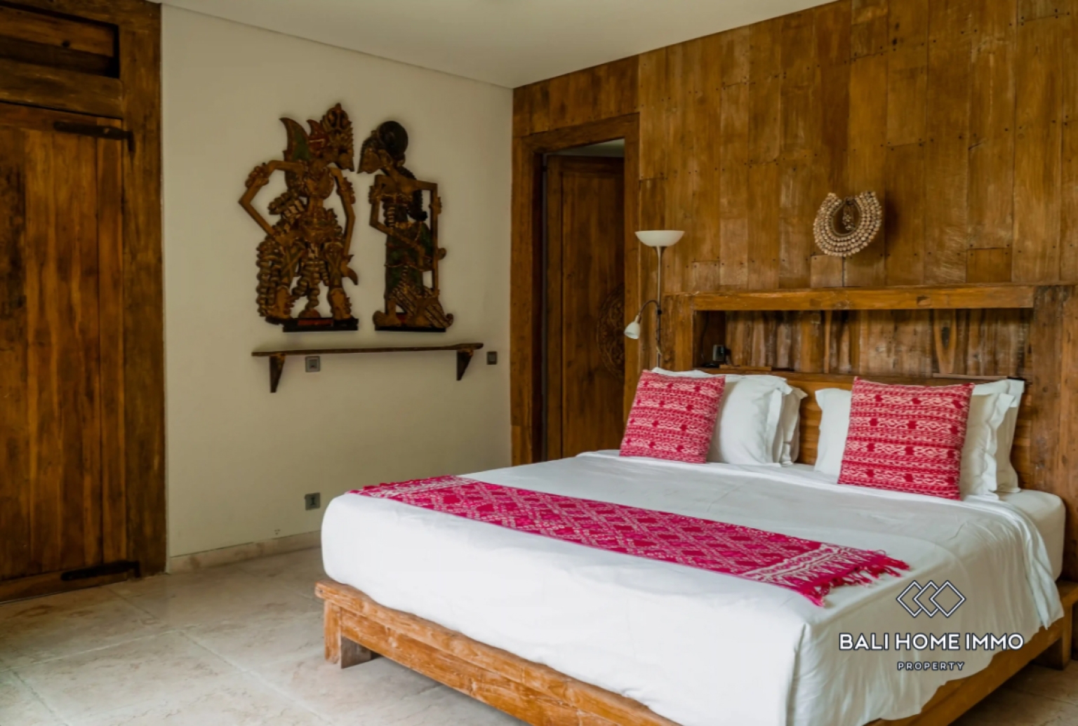 Spacieuse propriété tropicale de 4 chambres à vendre à quelques pas de la plage de Jimbaran view 17