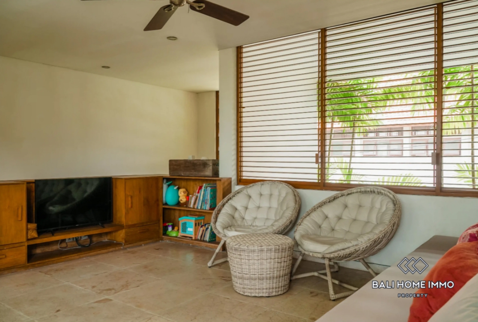Spacieuse propriété tropicale de 4 chambres à vendre à quelques pas de la plage de Jimbaran view 11