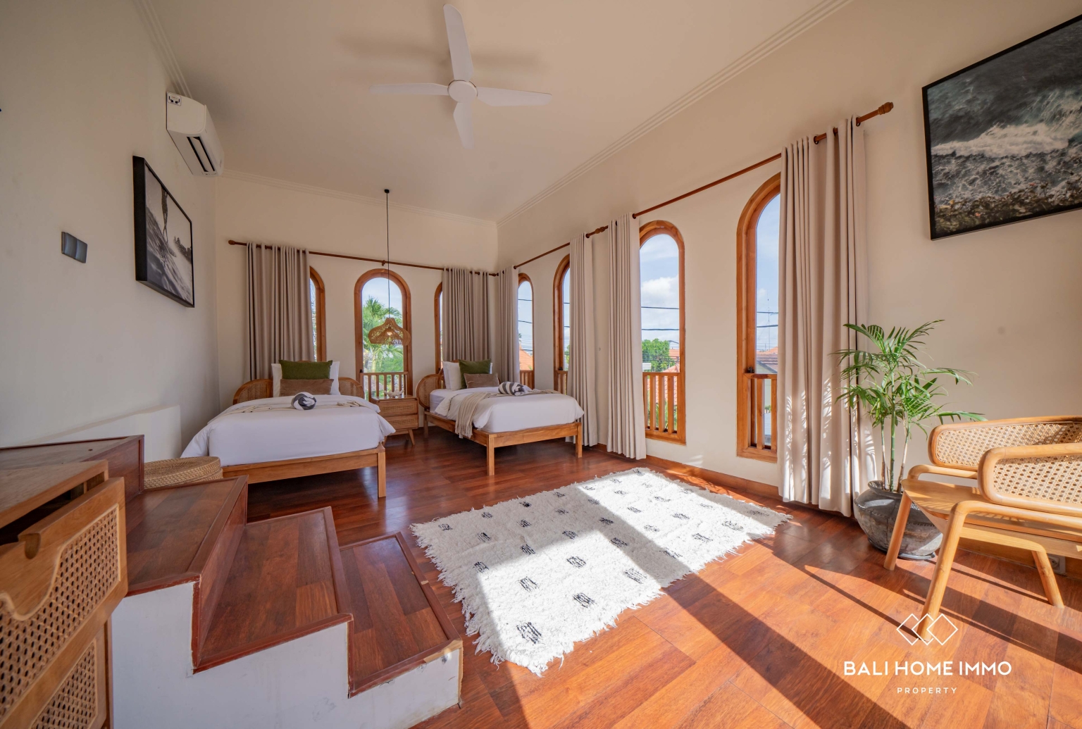 Spacious 4 Bedroom Villa for Freehold Sale in Berawa Bali view 20
