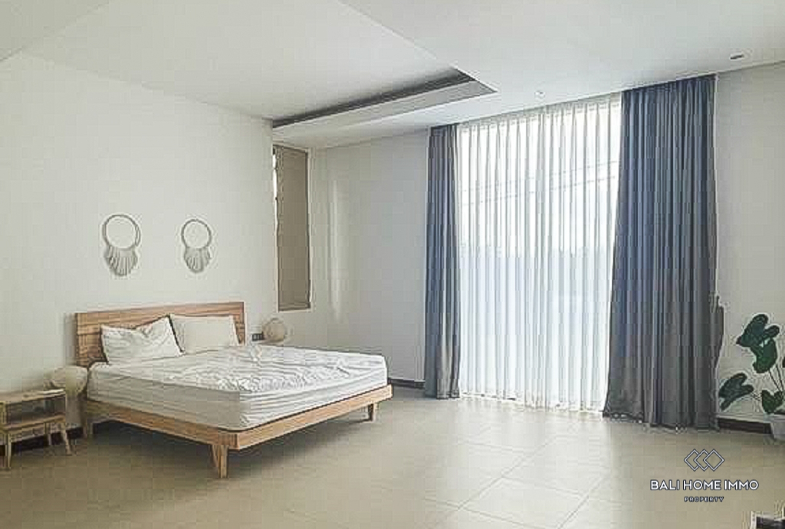 Spacious 4 bedroom villa for rent in Nyanyi Bali view 6