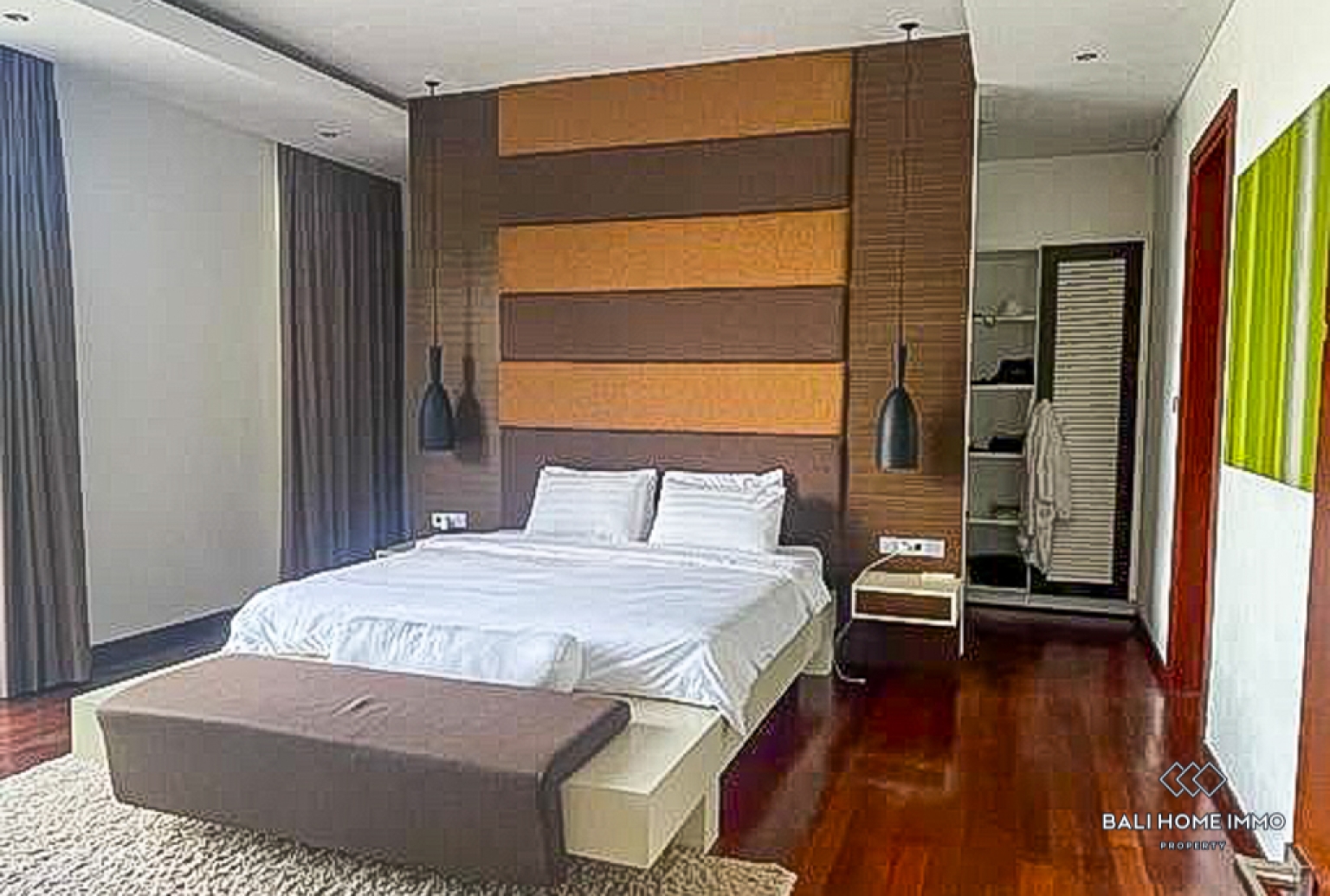 Spacious 4 bedroom villa for rent in Nyanyi Bali view 7