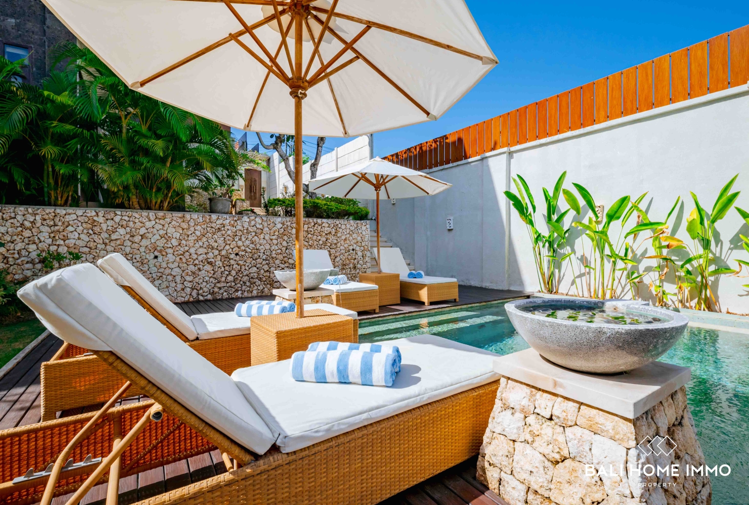 SPACIOUS 4 BEDROOMS VILLA FOR RENT IN ULUWATU view 19