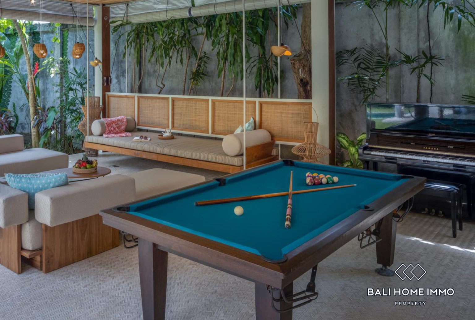 Spacious 5 Bedroom Family Villa for Rent in Umalas view 4
