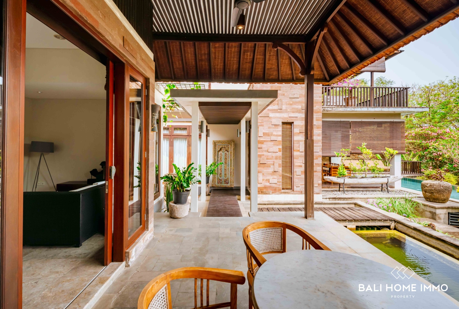 SPACIOUS 5 BEDROOMS OCEAN VIEW VILLA FOR YEARLY & MONTHLY RENTAL IN JIMBARAN view 3