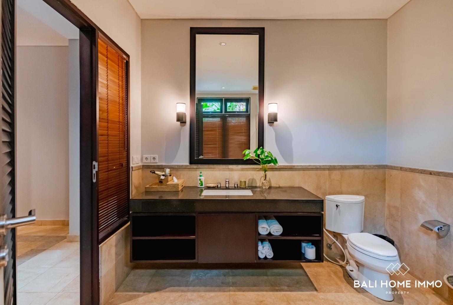 SPACIOUS 5 BEDROOMS OCEAN VIEW VILLA FOR YEARLY & MONTHLY RENTAL IN JIMBARAN view 17