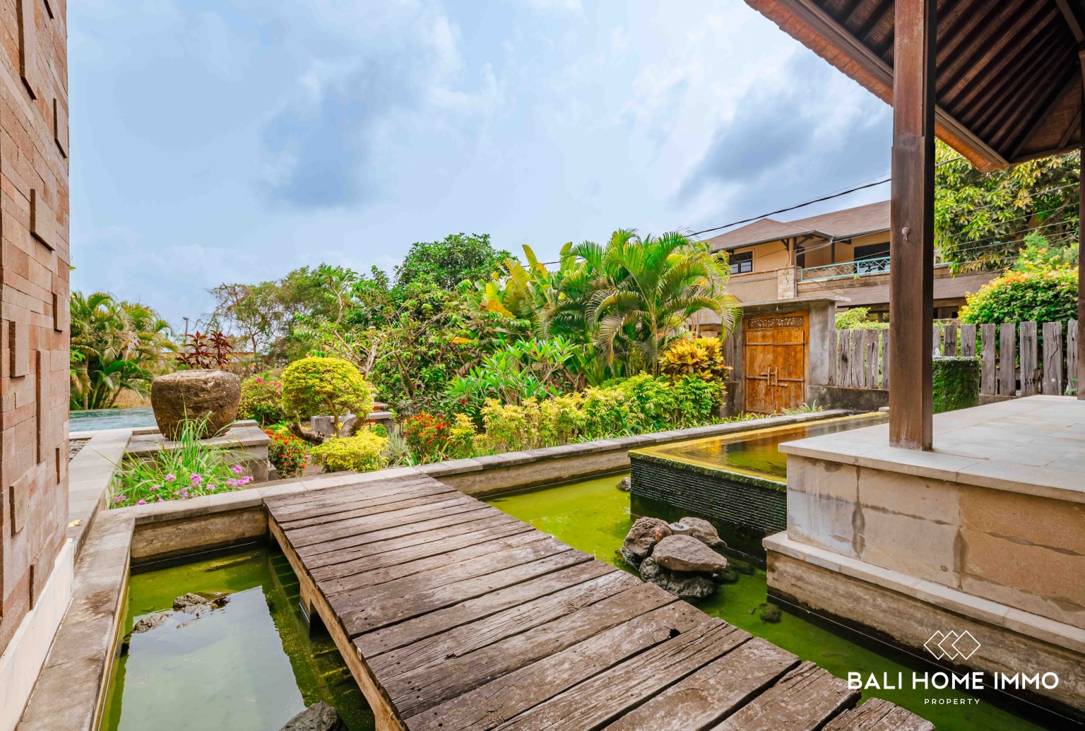 SPACIOUS 5 BEDROOMS OCEAN VIEW VILLA FOR YEARLY & MONTHLY RENTAL IN JIMBARAN view 21