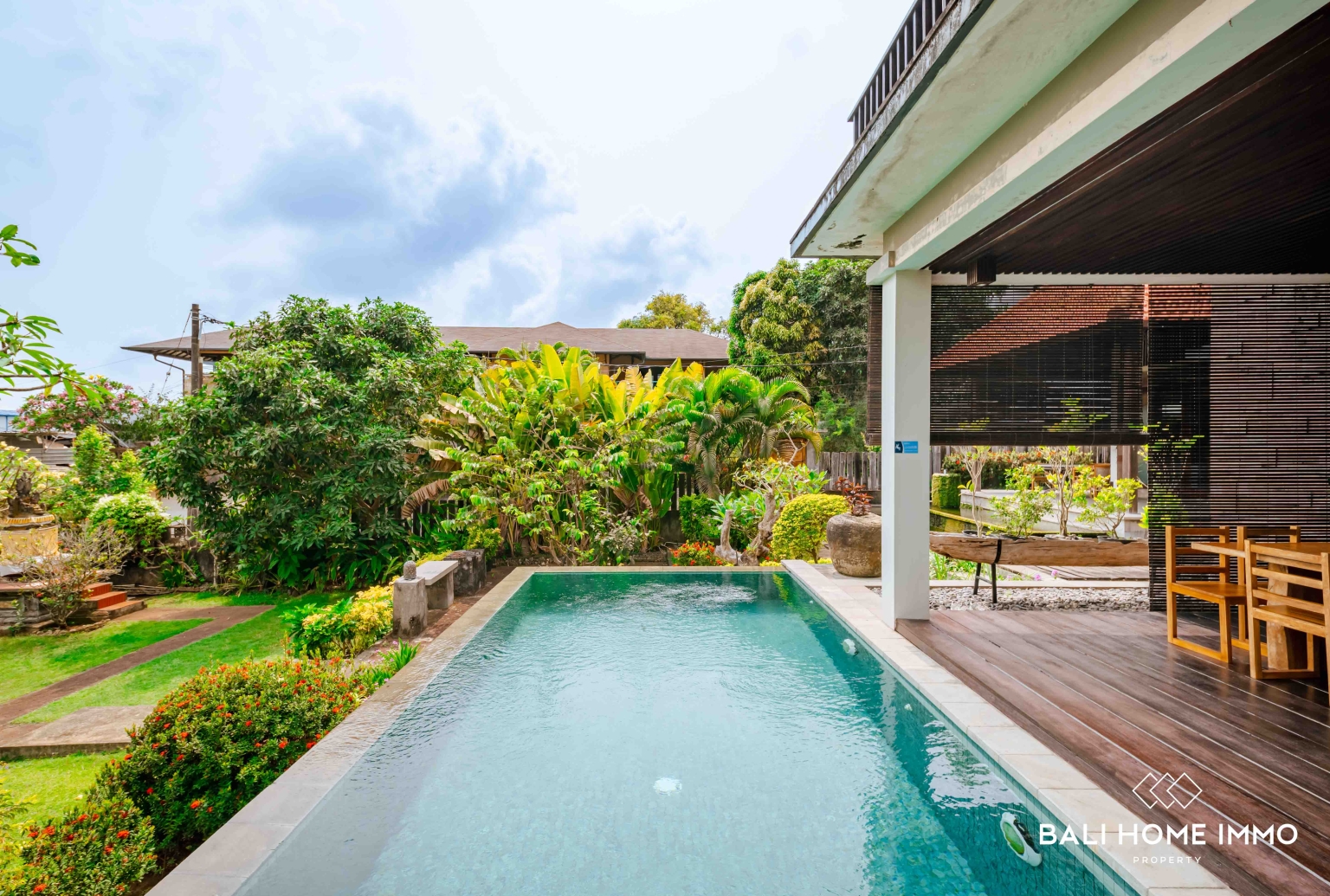 SPACIOUS 5 BEDROOMS OCEAN VIEW VILLA FOR YEARLY & MONTHLY RENTAL IN JIMBARAN view 2