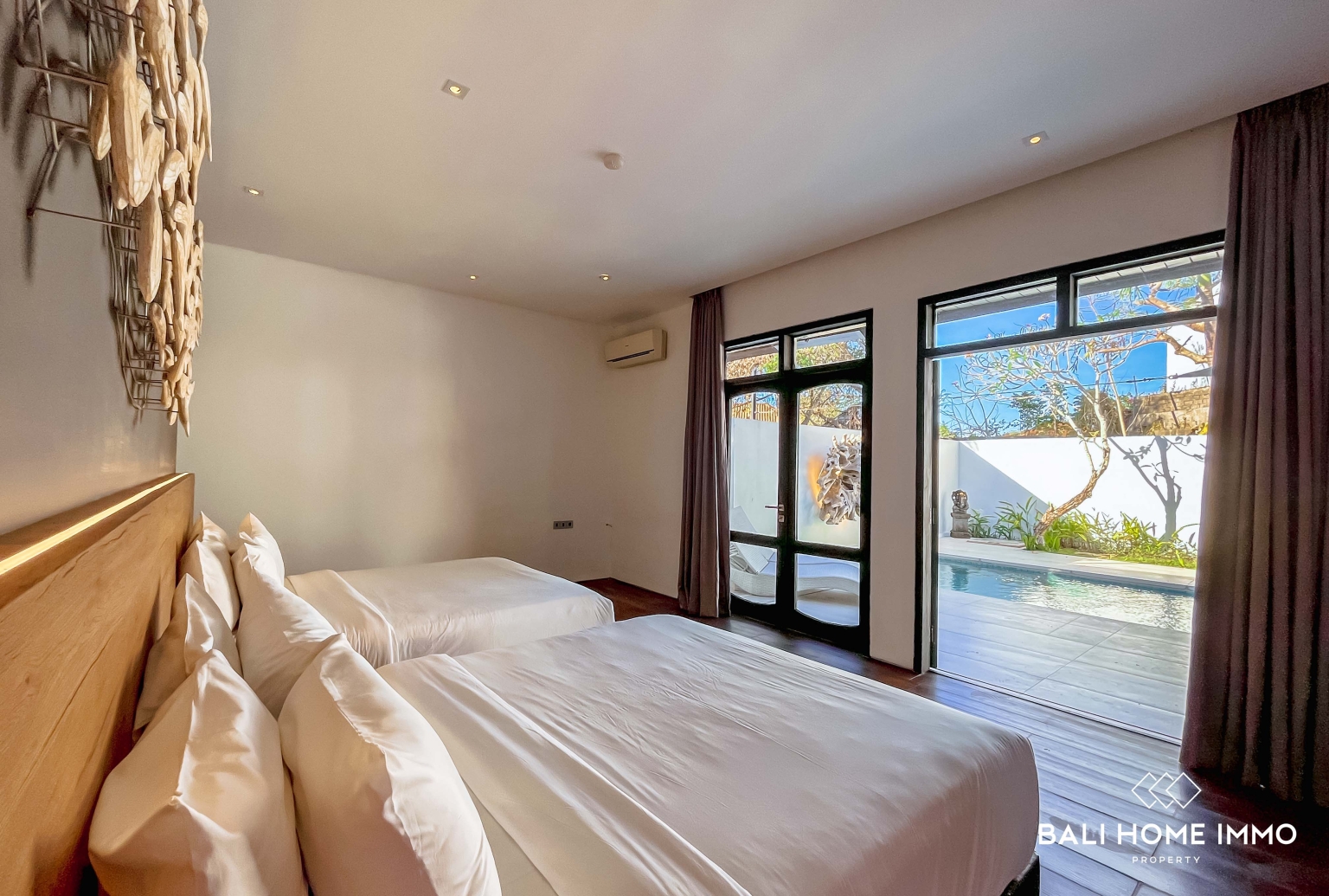 SPACIOUS 5 BEDROOMS VILLA FOR YEARLY RENTAL IN NUSA DUA view 24