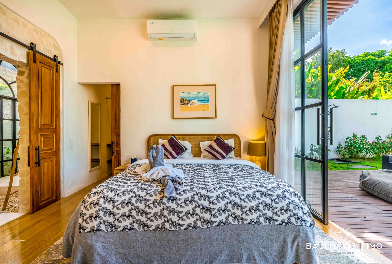 Spacious Tropical 2 Bedroom Villa for Sale and Rent in Jimbaran view 11