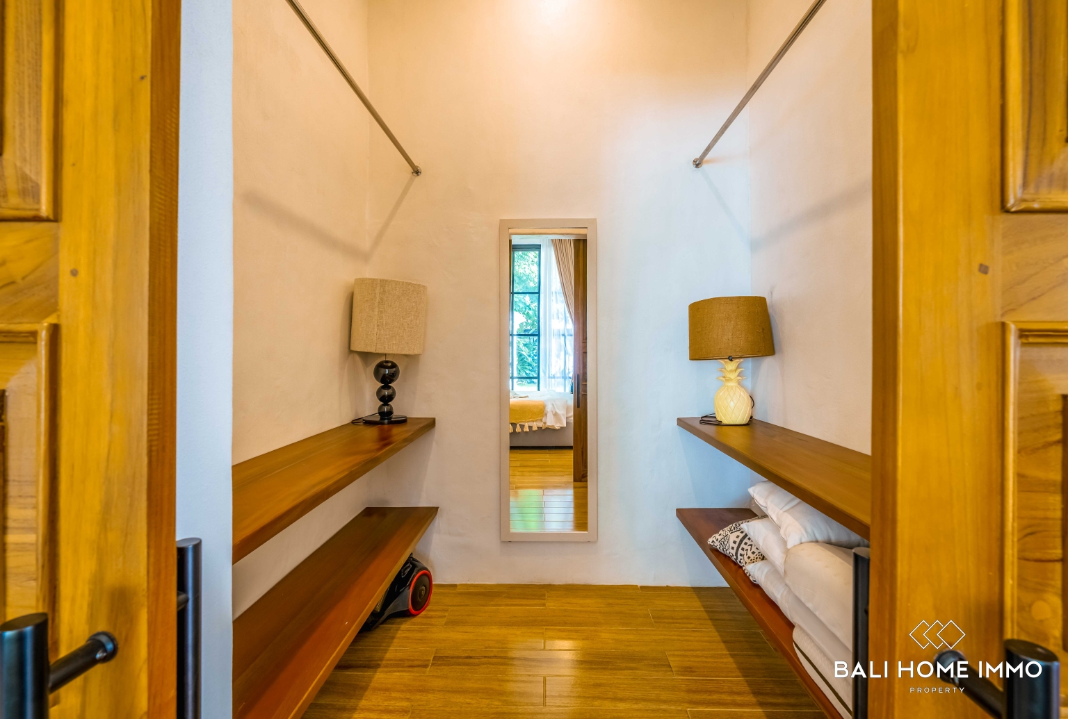 Spacious Tropical 2 Bedroom Villa for Sale and Rent in Jimbaran view 19