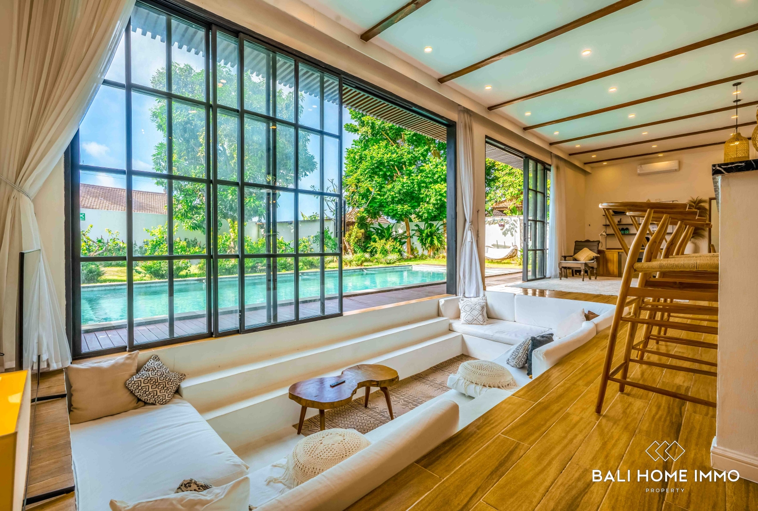 Spacious Tropical 2 Bedroom Villa for Sale and Rent in Jimbaran view 5