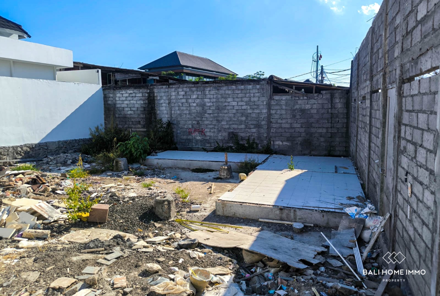 Streetfront 244 m² Land for Sale in Kerobokan view 6