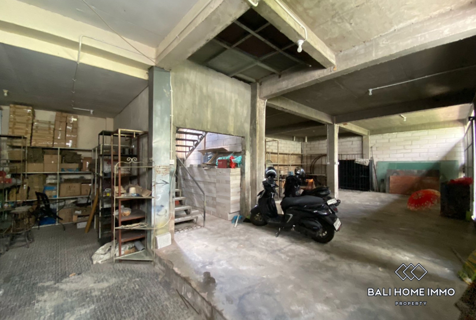 Streetfront Commercial Space For Rent in Seminyak Oberoi view 7